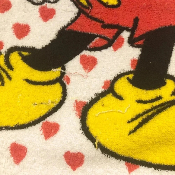 Vintage Disney Mickey Minnie Mouse Towel Hearts 51 x 24  Flaws - Picture 10 of 16